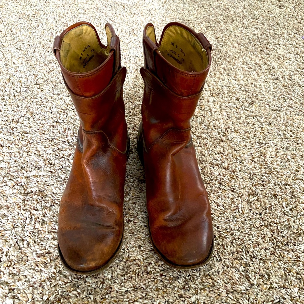 Frye ankle boots size 8.5